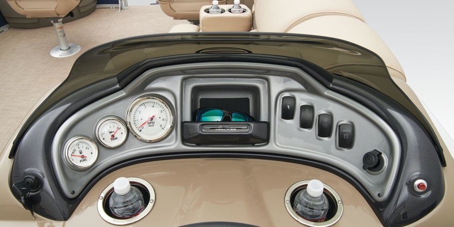 Sun Tracker Fishin Barge 20 DLX