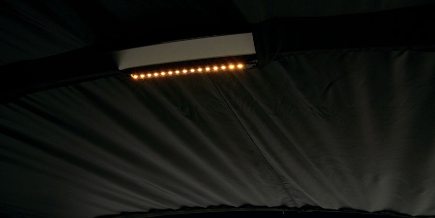 Sun Tracker Party Barge 22 DLX