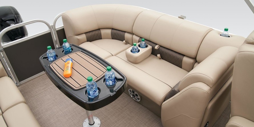 Sun Tracker Party Barge 22 DLX