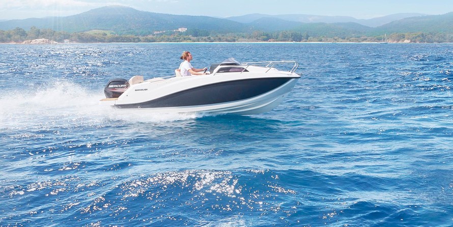 Quicksilver Activ 555 Cabin