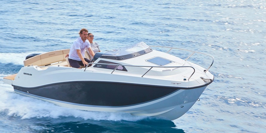 Quicksilver Activ 555 Cabin