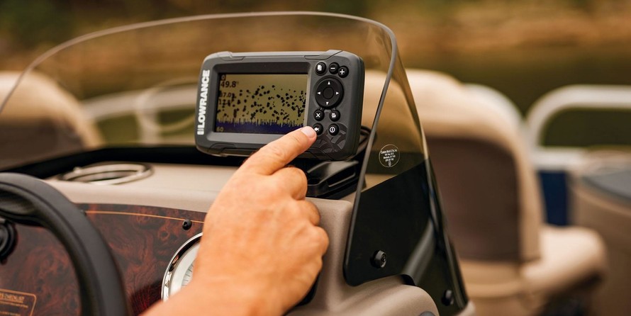 Sun Tracker Bass Buggy 18 DLX