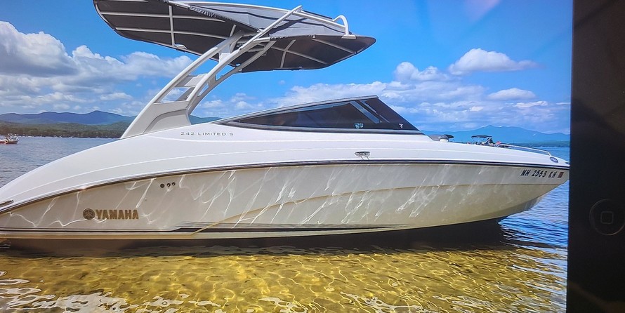 Yamaha 242 LIMITED S E-SERIES