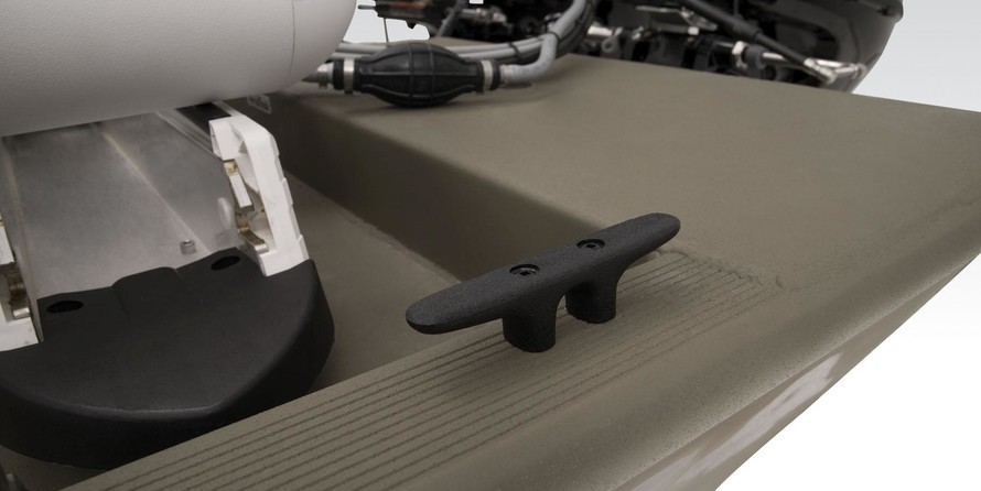 Tracker Grizzly 2072 CC Sportsman Kicker