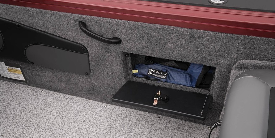 Tracker Targa V-18 WT