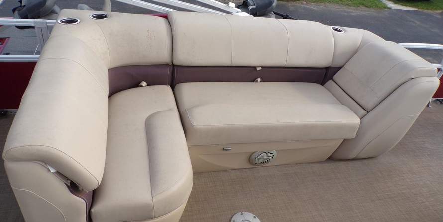 Sun Tracker Fishin Barge 20 DLX