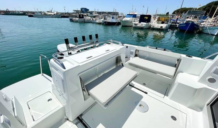 Beneteau Antares 8