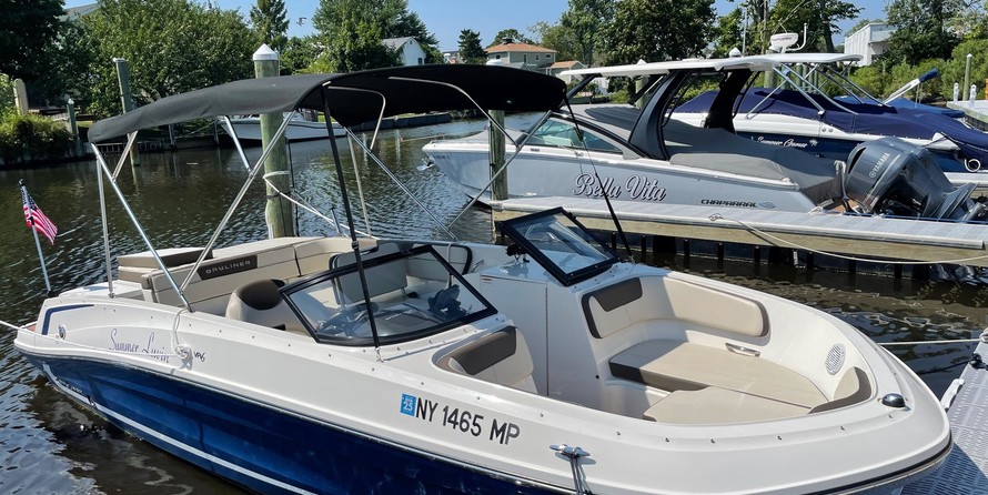 Bayliner VR6 BOWRIDER