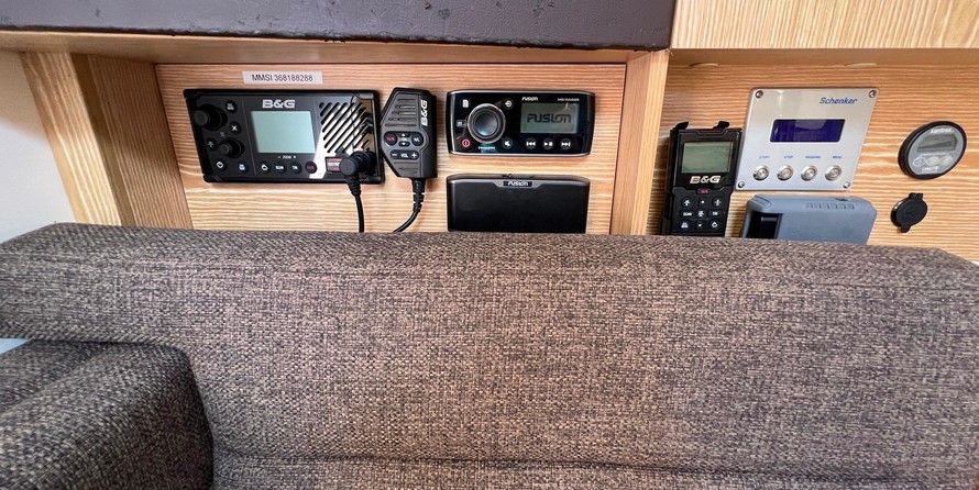 Hanse 415