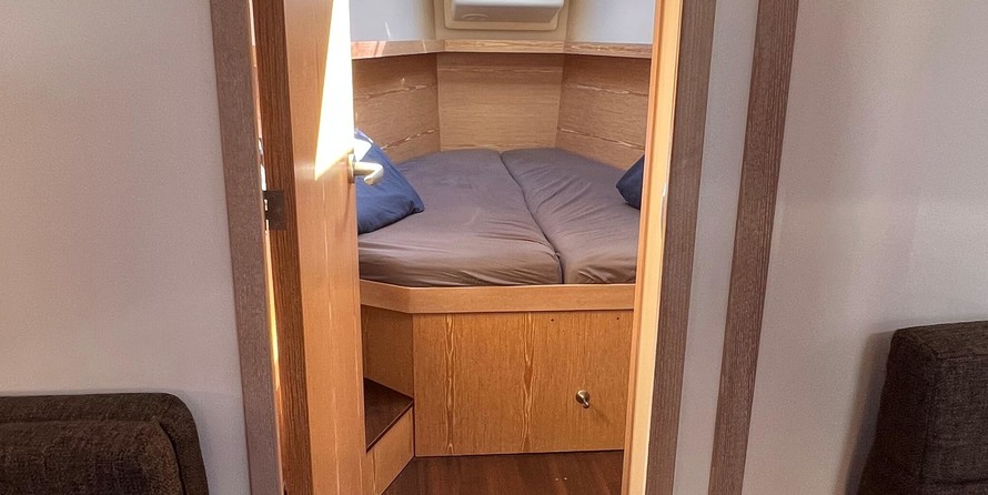 Hanse 415