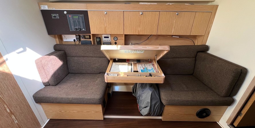 Hanse 415