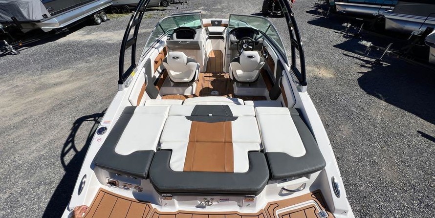 Chaparral 21 H2O Surf