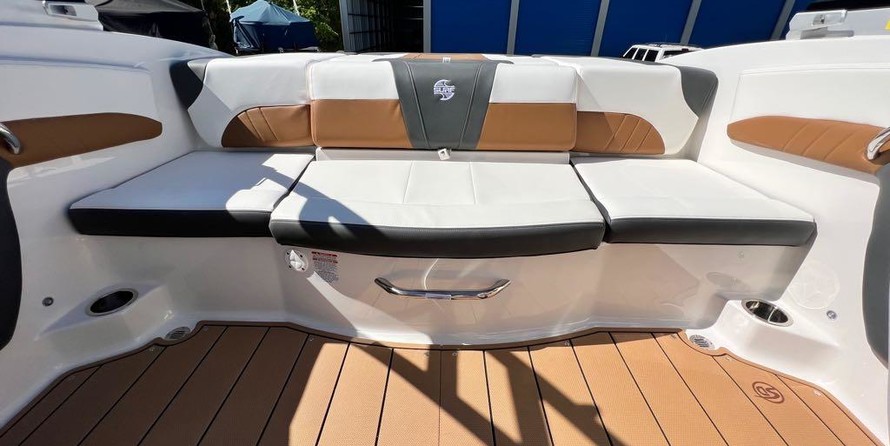 Chaparral 21 H2O Surf