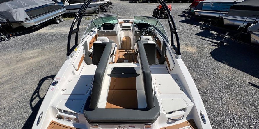 Chaparral 21 H2O Surf