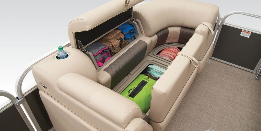 Sun Tracker Party Barge 22 DLX