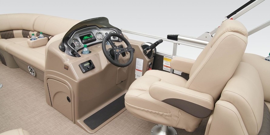 Sun Tracker Party Barge 22 DLX