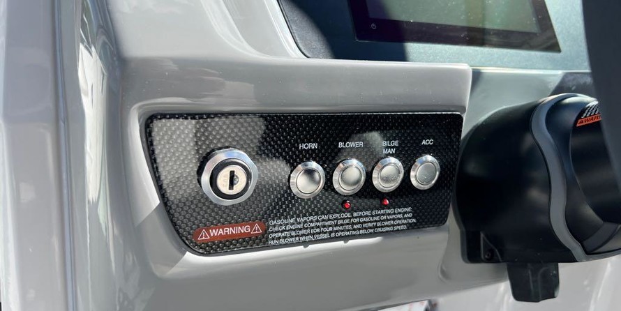 Chaparral 21 H2O Surf