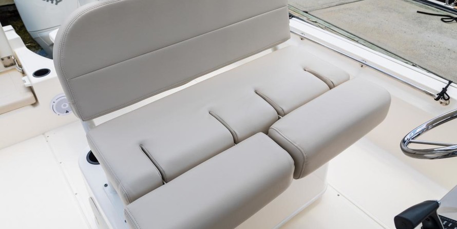 Boston Whaler 210 Montauk