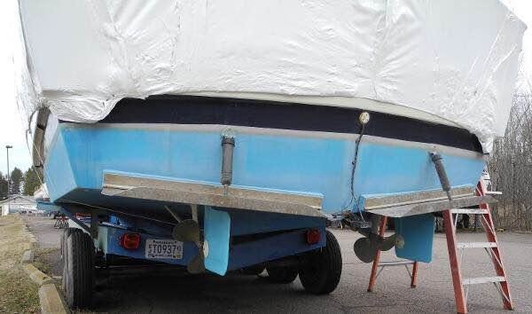 Chris-Craft Commander 44