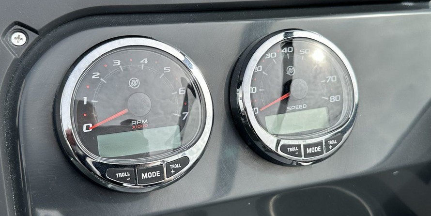 Quicksilver Activ 805 Cruiser