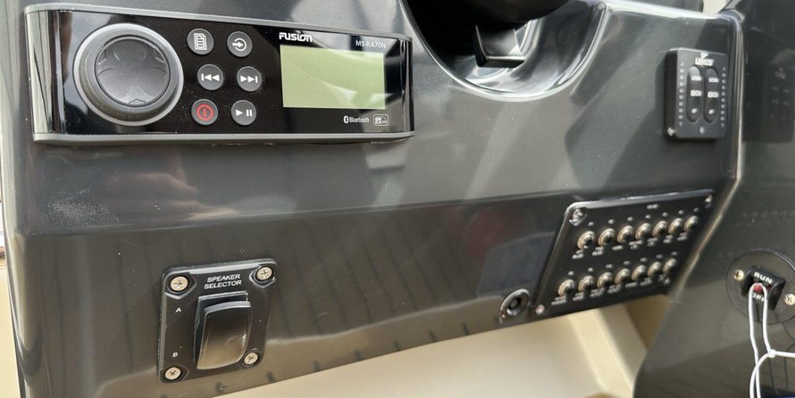 Quicksilver Activ 805 Cruiser