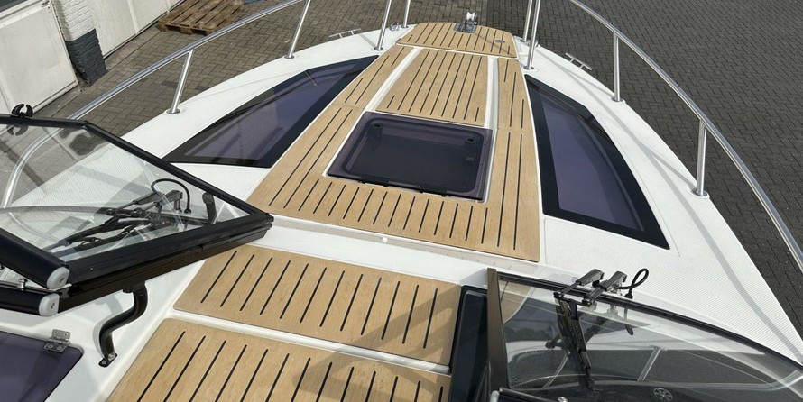 Quicksilver Activ 805 Cruiser