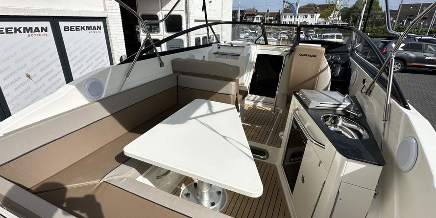 Quicksilver Activ 805 Cruiser