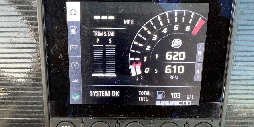 Boston Whaler 270 Dauntless