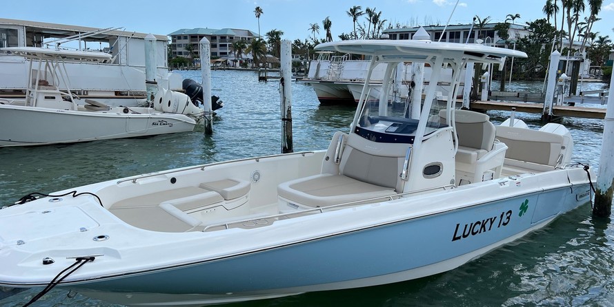 Boston Whaler 270 Dauntless