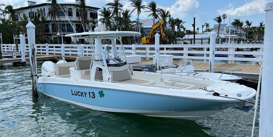 Boston Whaler 270 Dauntless