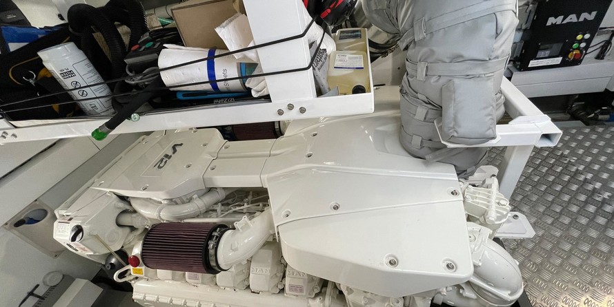 Sunseeker 74 Sport Yacht