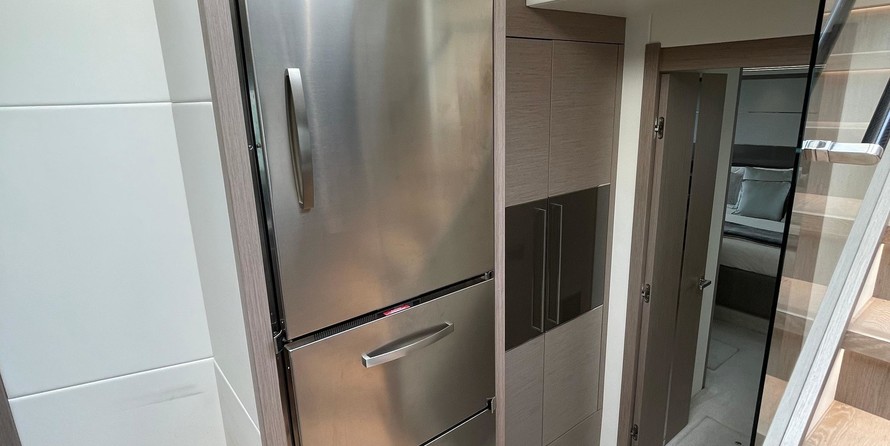 Sunseeker 74 Sport Yacht