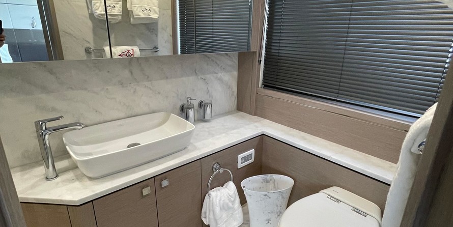 Sunseeker 74 Sport Yacht