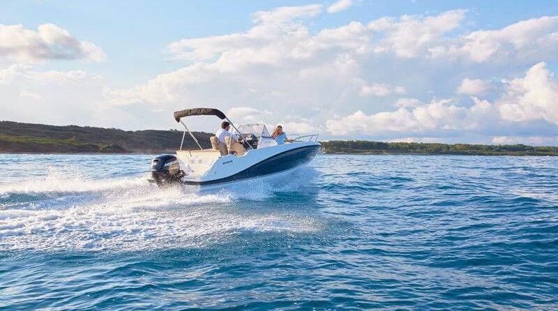 Quicksilver Activ 605 Open