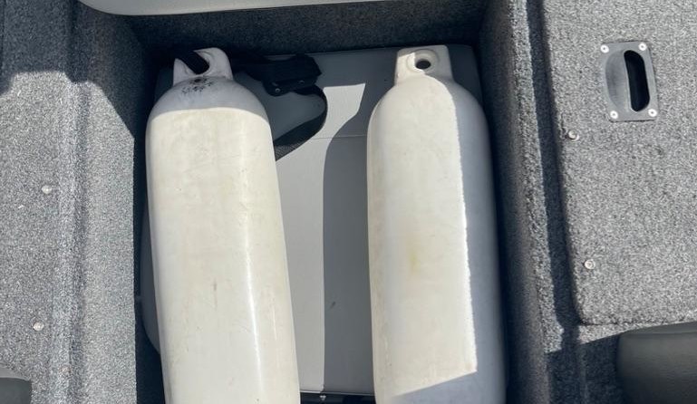 Crestliner 1850 Sportfish Outboard