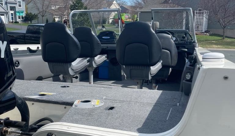 Crestliner 1850 Sportfish Outboard