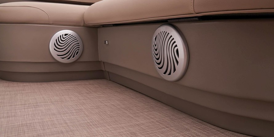 Sun Tracker Bass Buggy 18 DLX