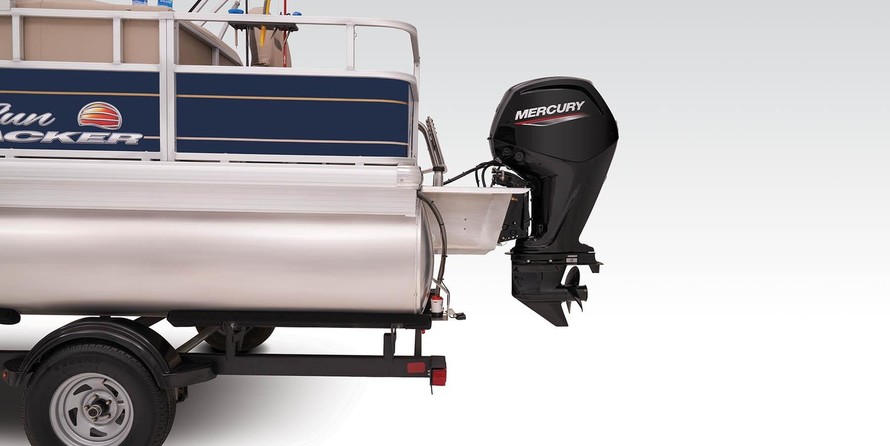 Sun Tracker Bass Buggy 18 DLX