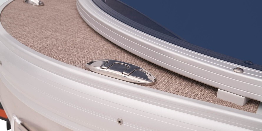 Sun Tracker Bass Buggy 18 DLX