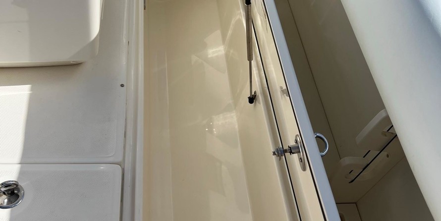 Boston Whaler 280 Outrage