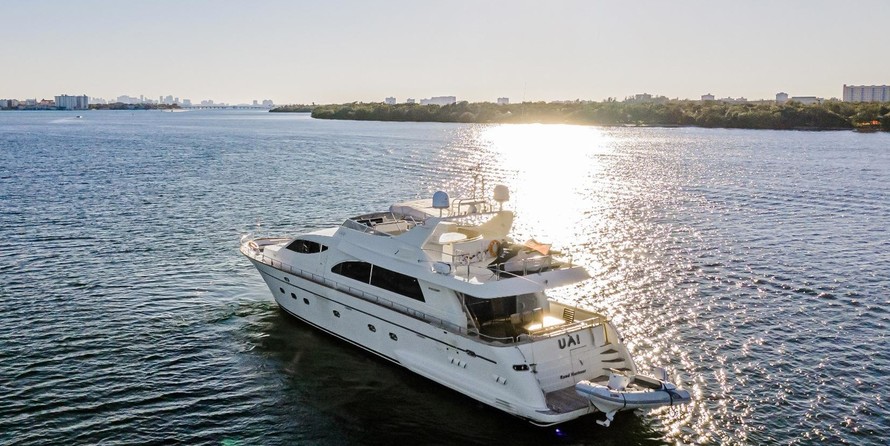 Falcon Yachts 86