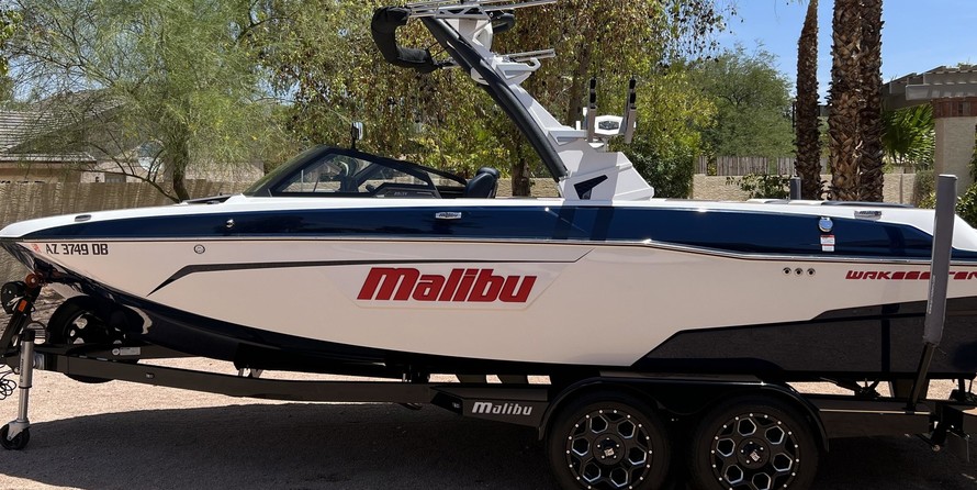 Malibu Wakesetter 23 LSV