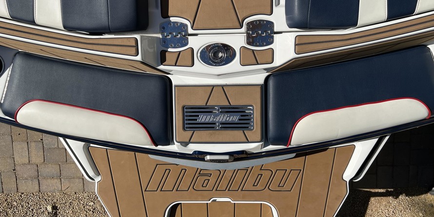 Malibu Wakesetter 23 LSV