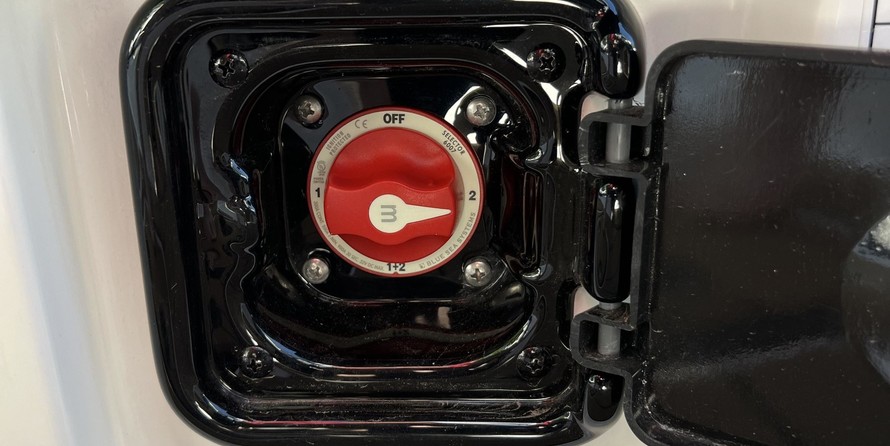 Malibu Wakesetter 23 LSV