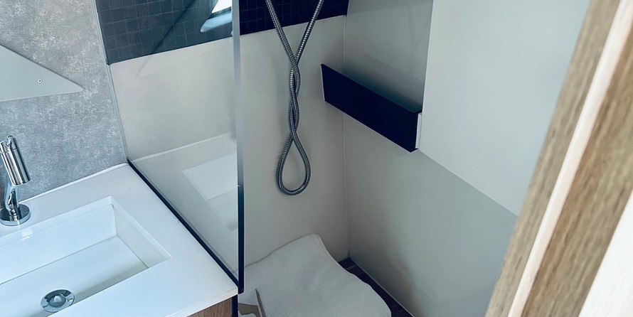 Bavaria Sport 360 coupe