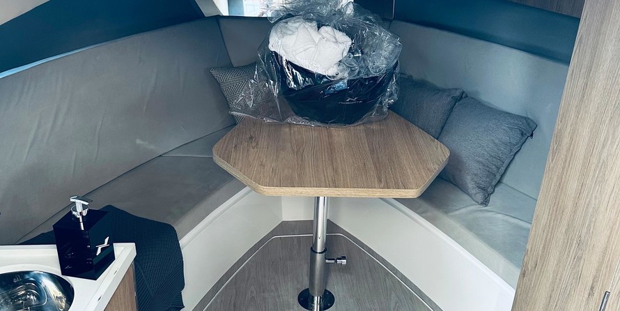 Bavaria Sport 360 coupe