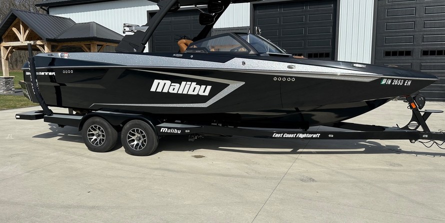 Malibu Wakesetter 24 MXZ