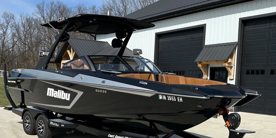 Malibu Wakesetter 24 MXZ