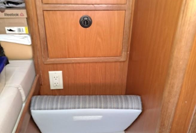 Nelson 42 mkii aft cabin