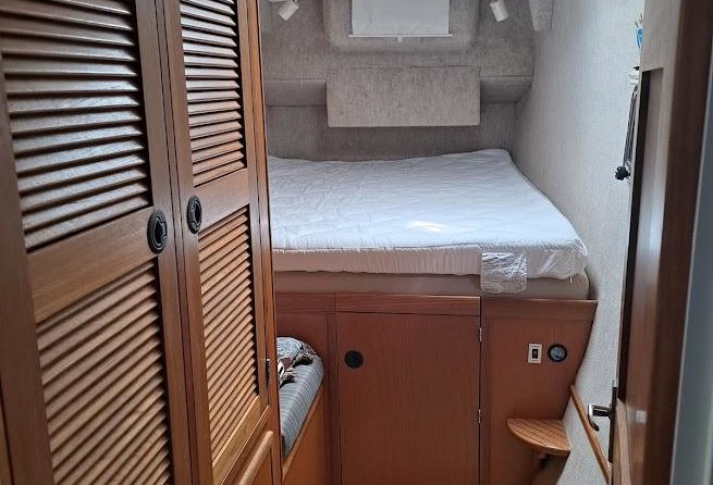 Nelson 42 mkii aft cabin